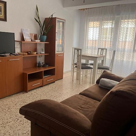 Uroczy Apartament Przy Playa De Los Locos Torrevieja Exteriör bild